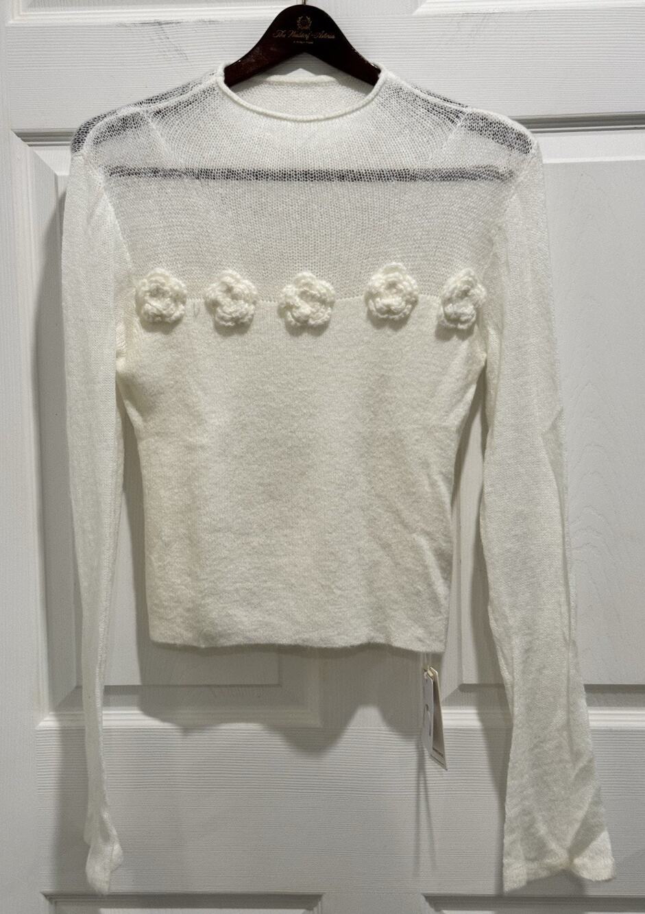 COMMENSE Ivory Cream Size Medium 3D Floral Wool Blend Soft Knit Sweater Top NWT